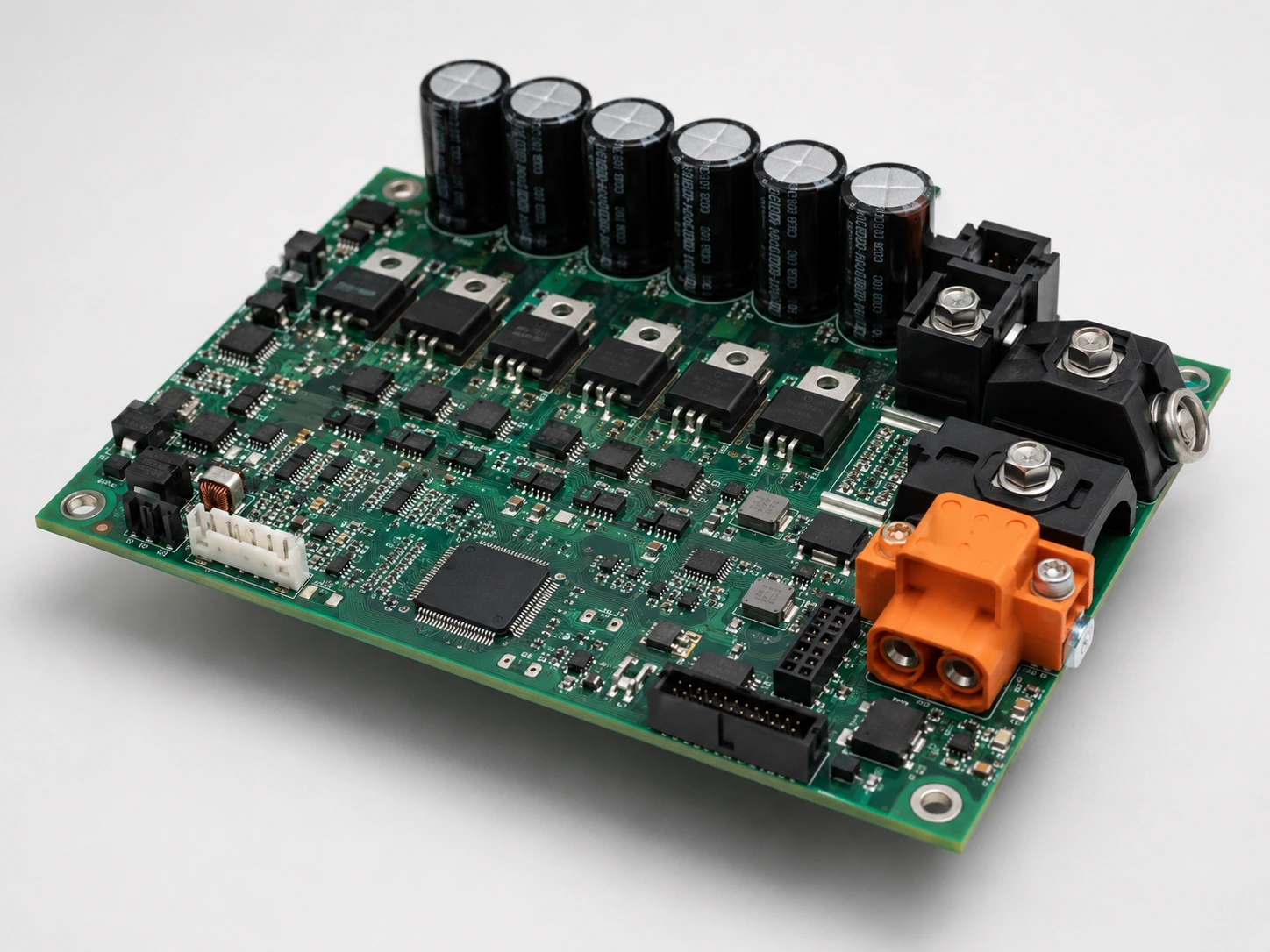 电机驱动器